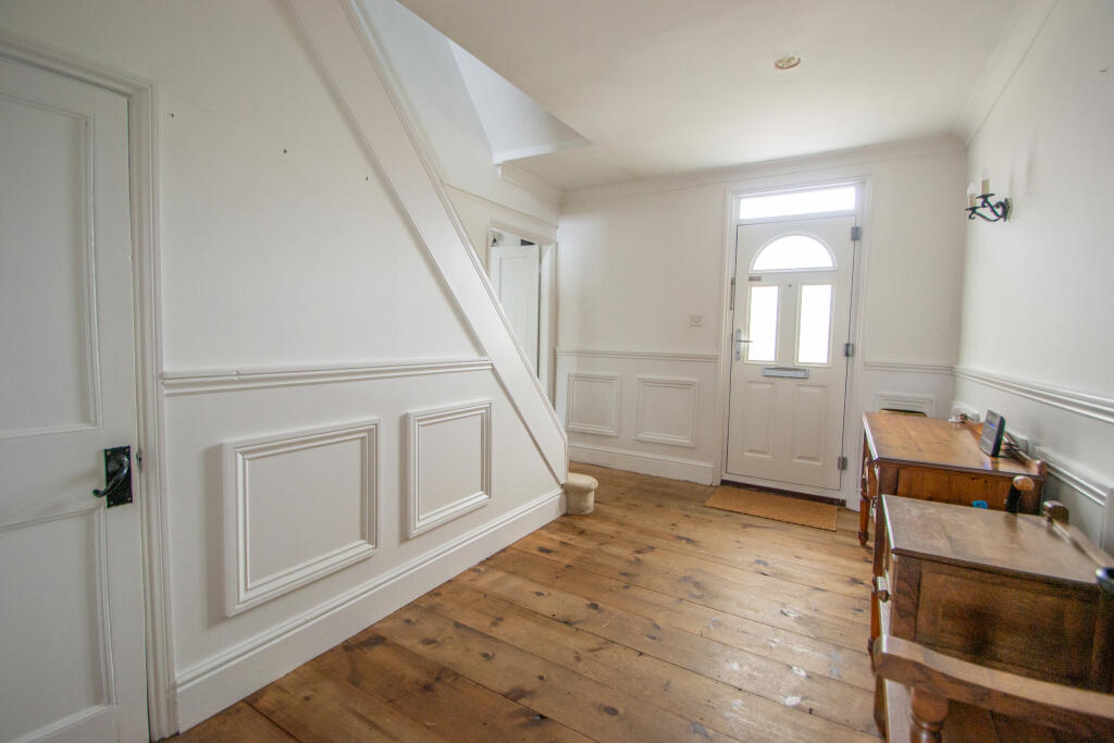 Additional image 31 of Hamlet Road, Haverhill