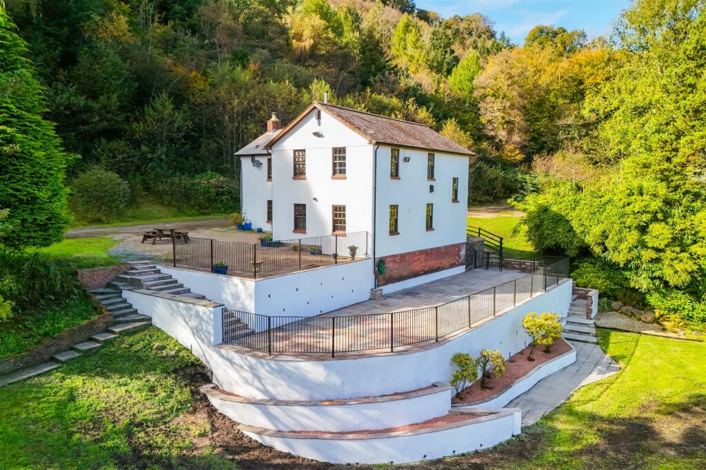 Additional image 38 of Main Road, Gwaelod-Y-Garth, Cardiff