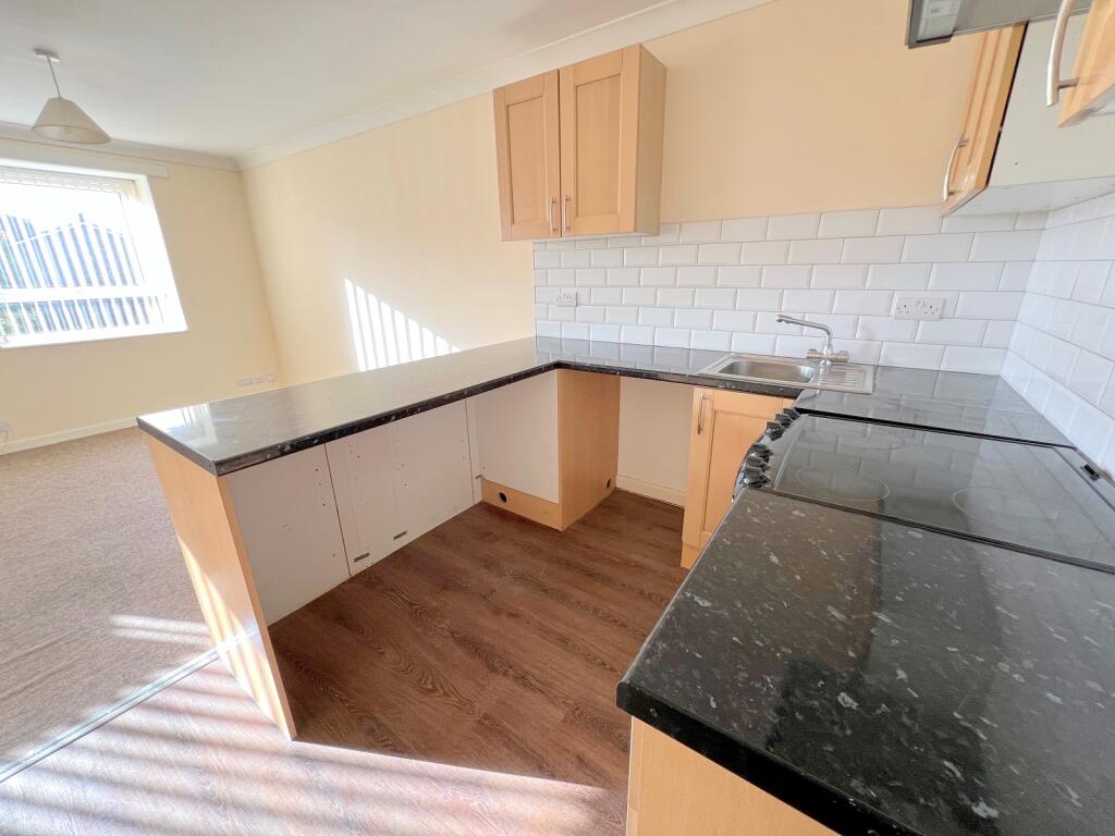 Additional image 5 of Ferndale Road, New Milton, Hampshire. BH25 5EY