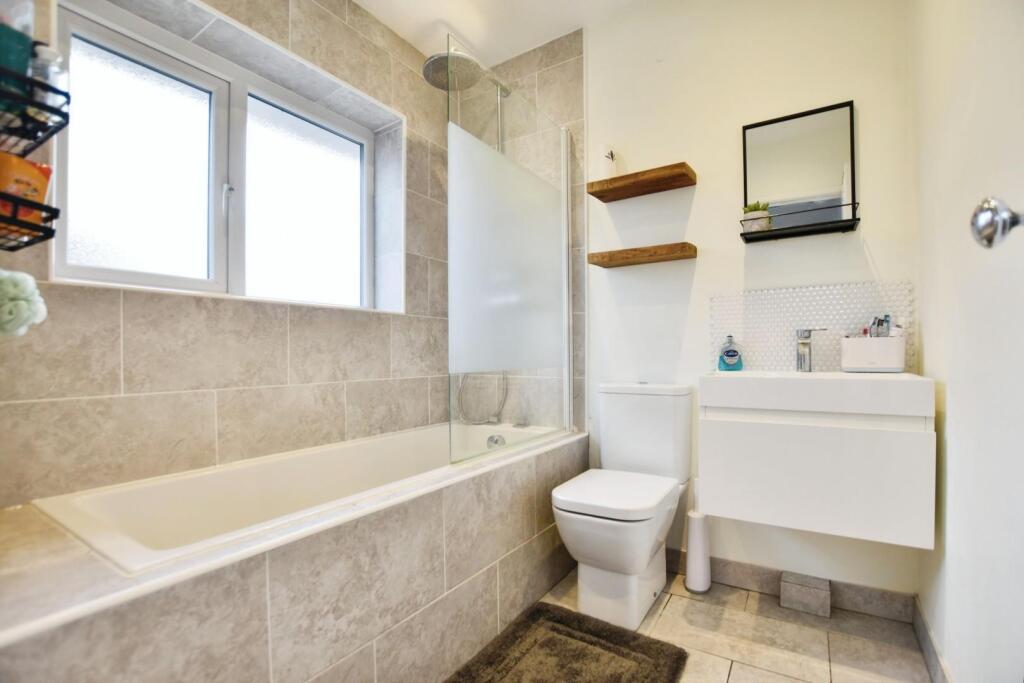 Additional image 16 of Oaktree Gardens, Bristol