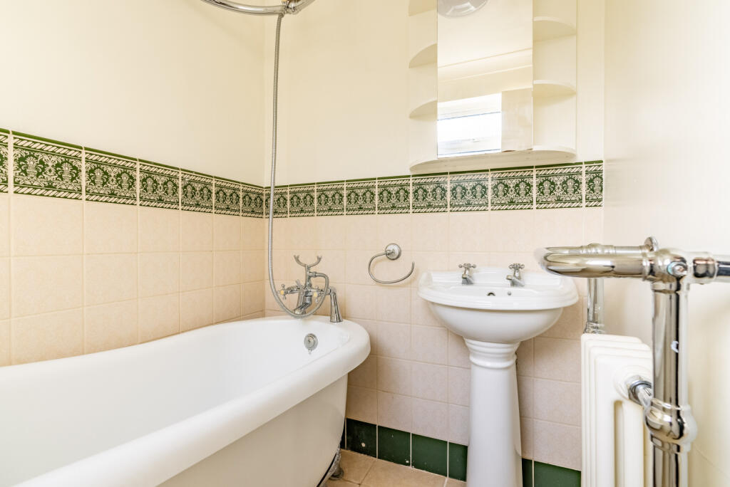 Additional image 10 of Thornton Street, St Albans, Hertfordshire, AL3