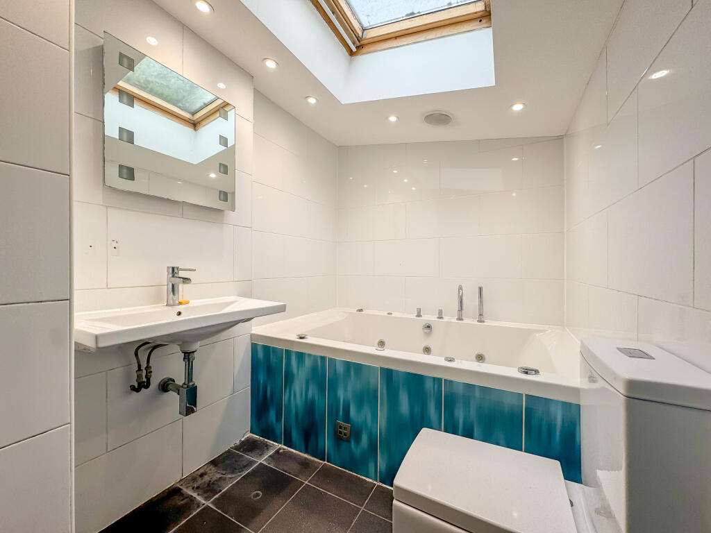 Additional image 42 of Little Green, Cheveley, Newmarket, Suffolk