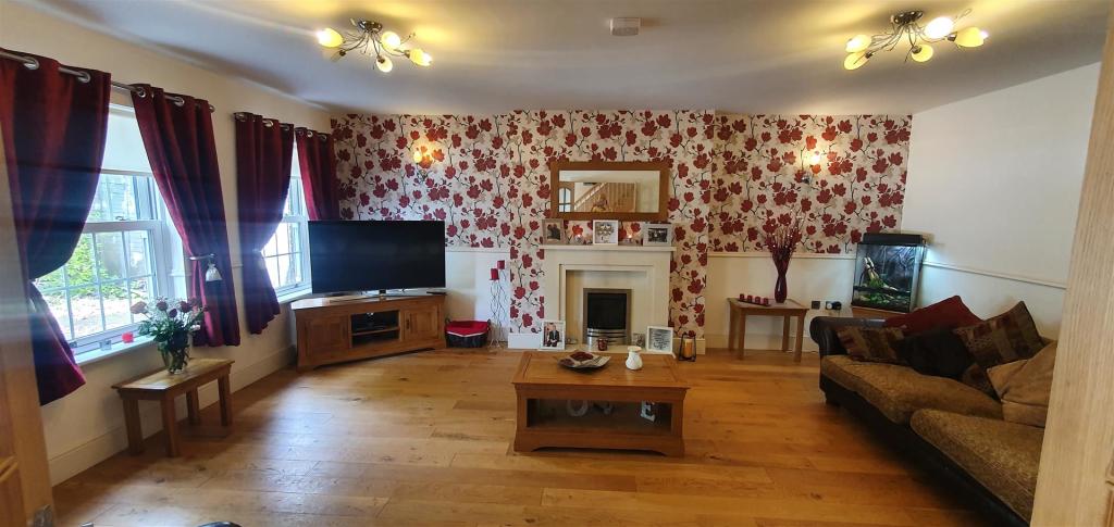 Additional image 5 of Hollybush Road, Cyncoed, Cardiff