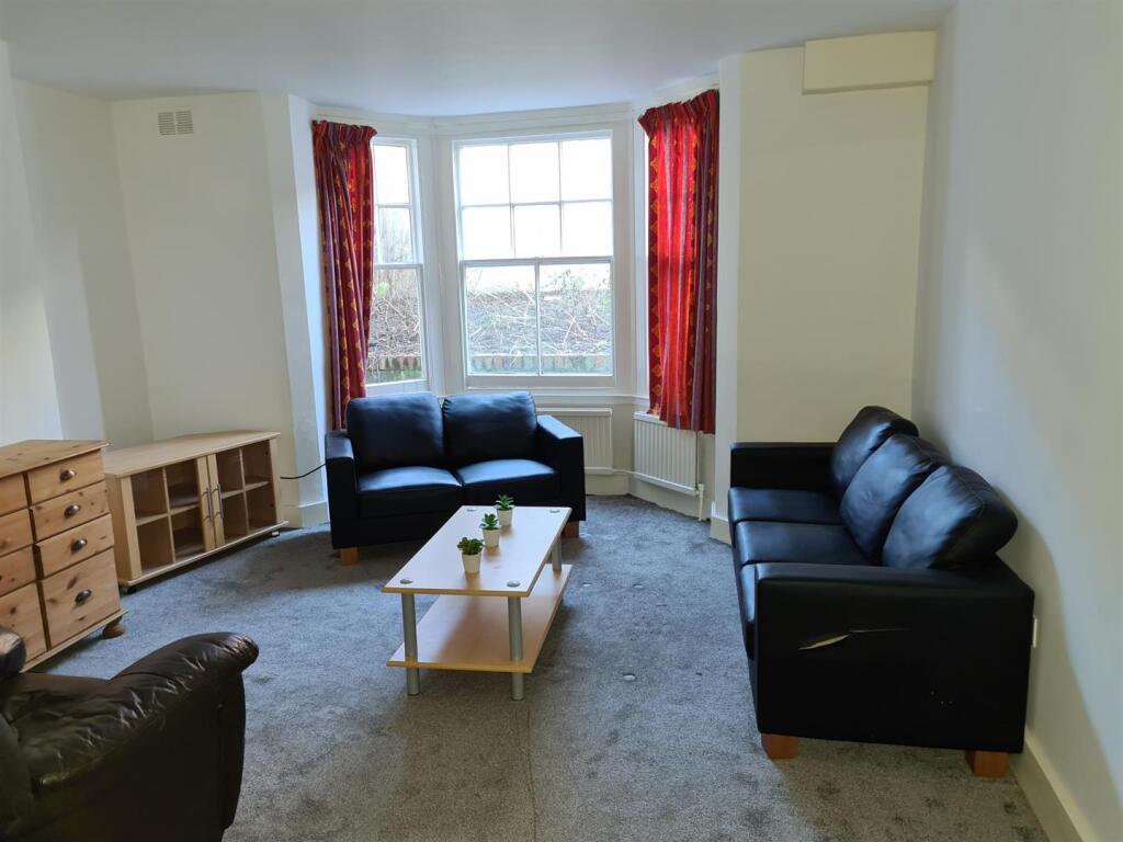 Additional image 2 of Flat 1, 44 Old Station Road, Newmarket