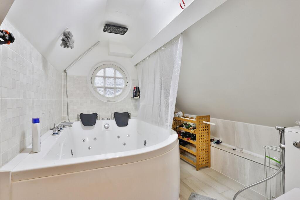 Additional image 15 of Queens Park Avenue, BOURNEMOUTH, Dorset, BH8