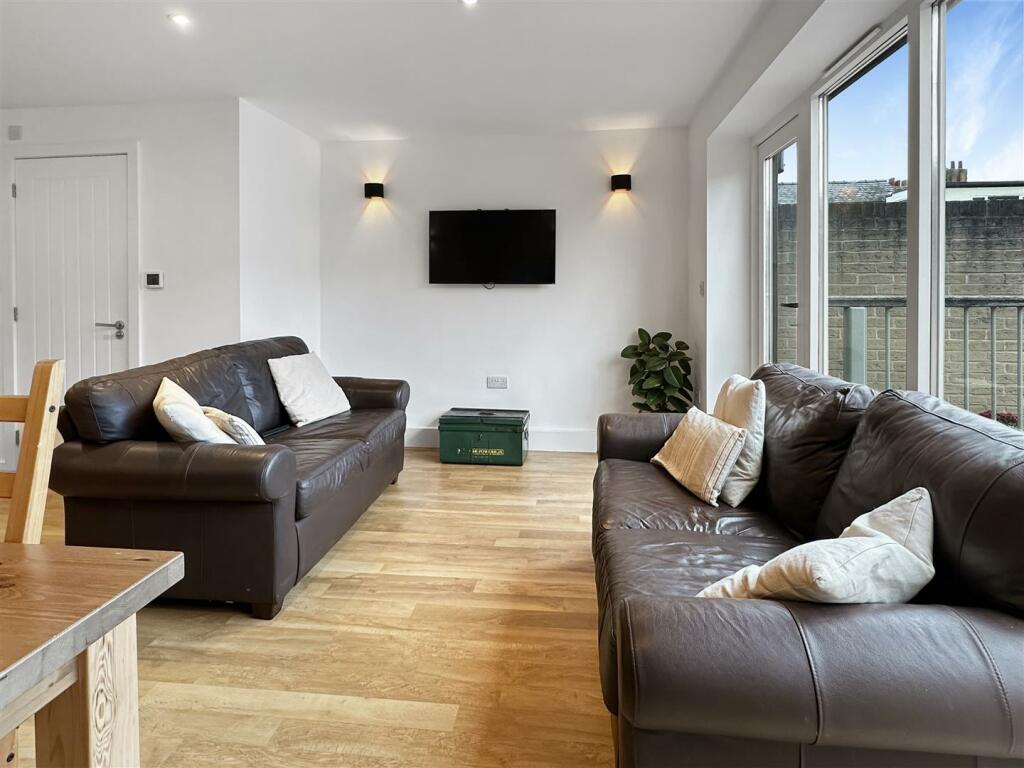 Additional image 5 of North Street, Cambridge