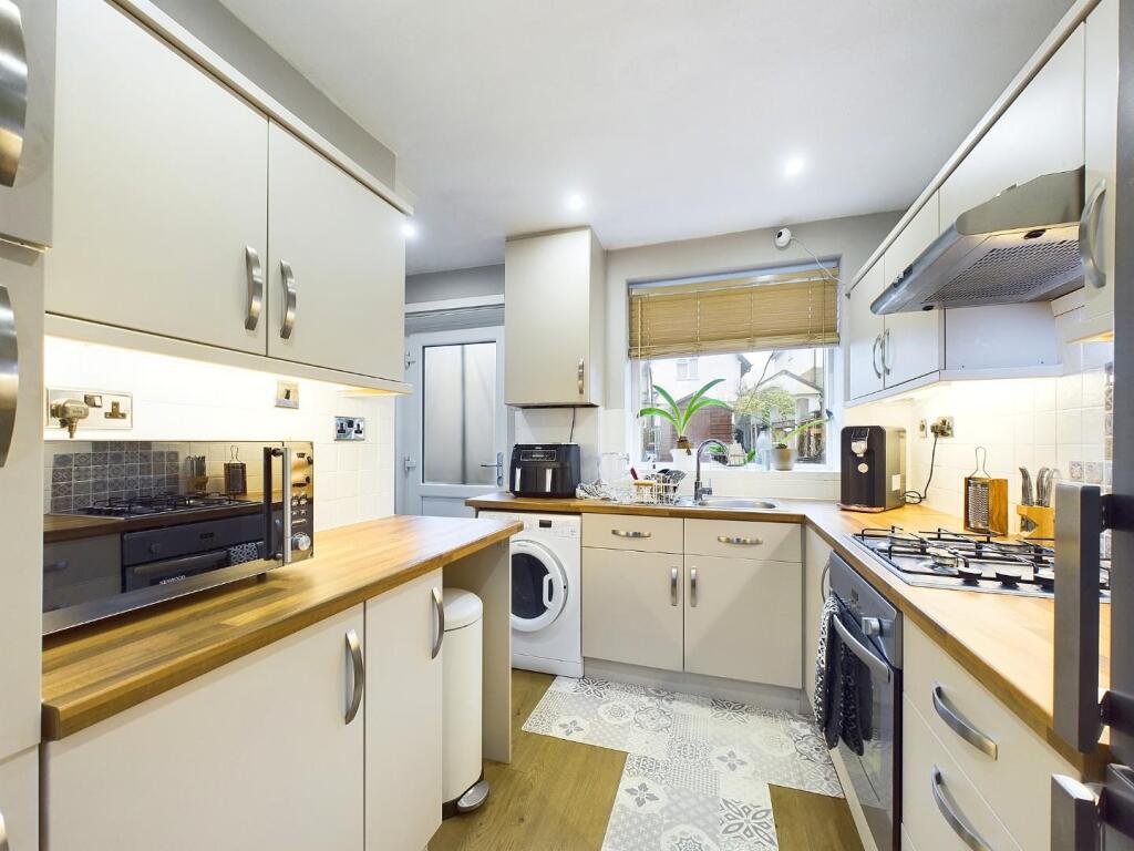 Additional image 6 of Manor Road, Bingley