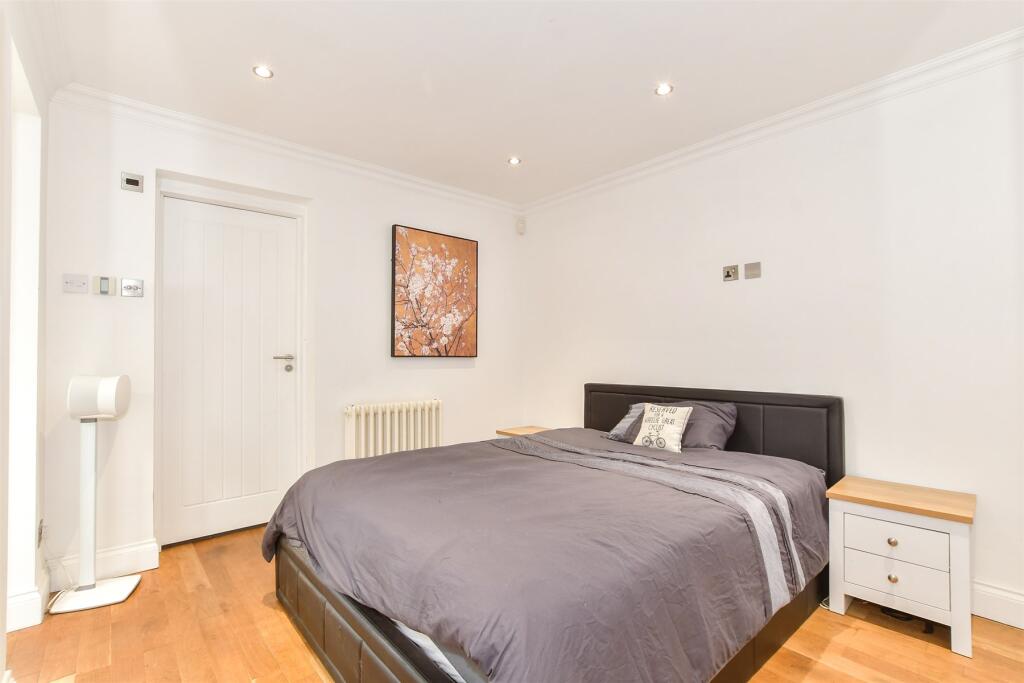 Additional image 8 of Willow Walk, Newhaven, East Sussex