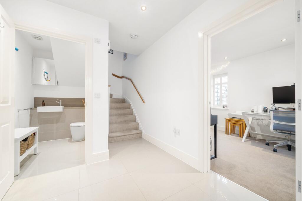 Additional image 11 of Eversleigh Place, Beckenham, BR3