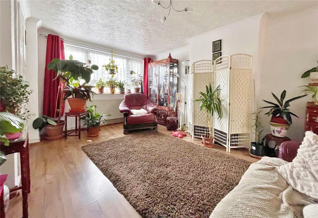 Additional image 16 of Mendip Crescent, Worthing, West Sussex, BN13