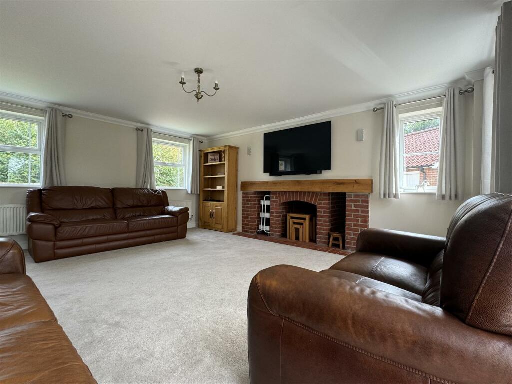 Additional image 4 of Clopton Park, Wickhambrook