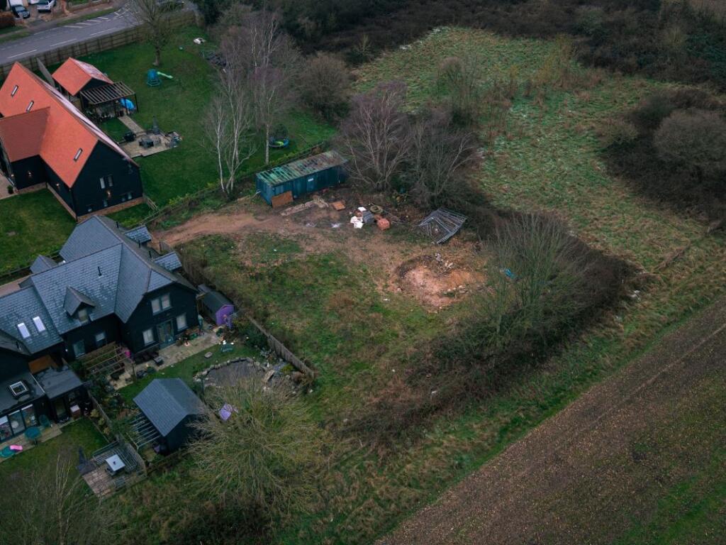 Additional image 4 of Land at Bylands Barn, Maris Meadow, Redbourn, St. Albans, Hertfordshire, AL3 7FB