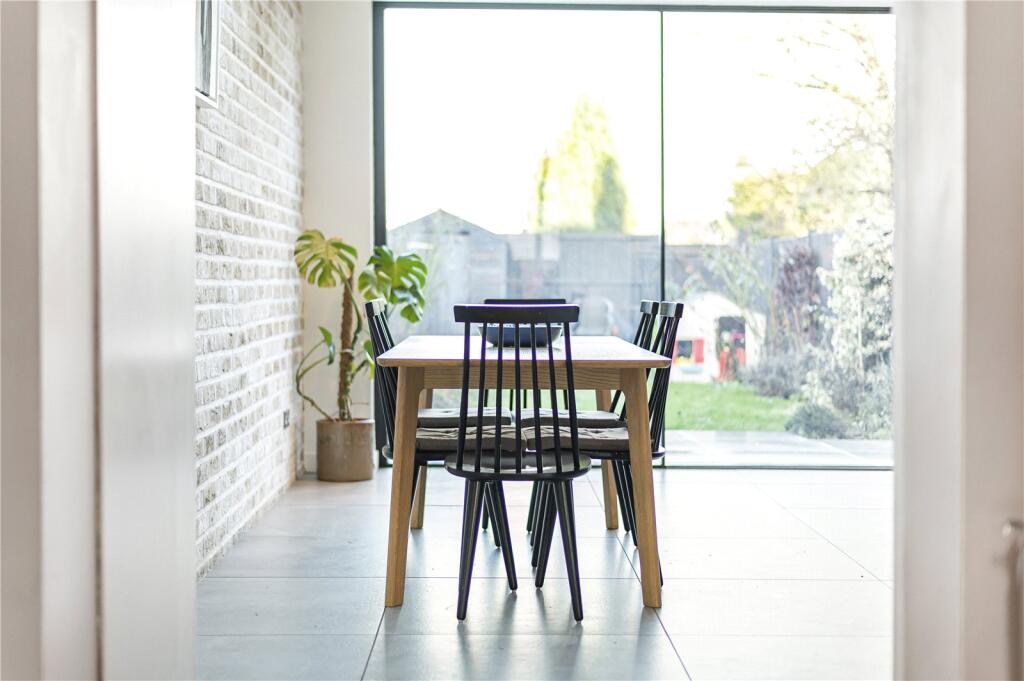 Additional image 9 of Chatterton Road, Bromley, BR2