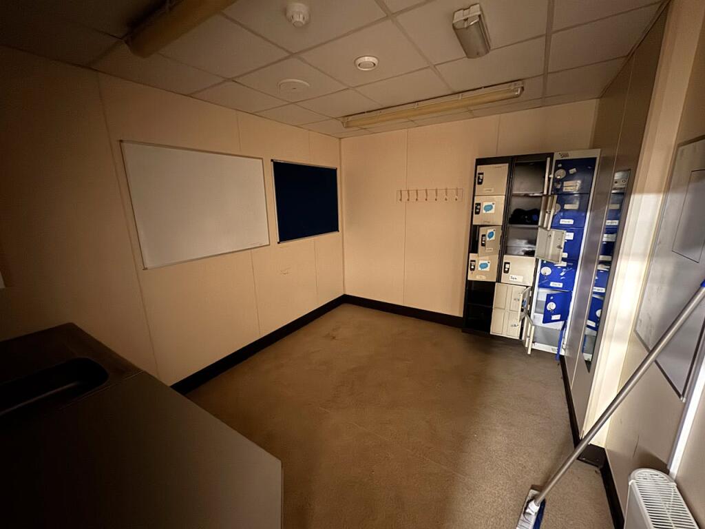 Additional image 5 of 237 High Street, Erdington, Birmingham, B23 6SS