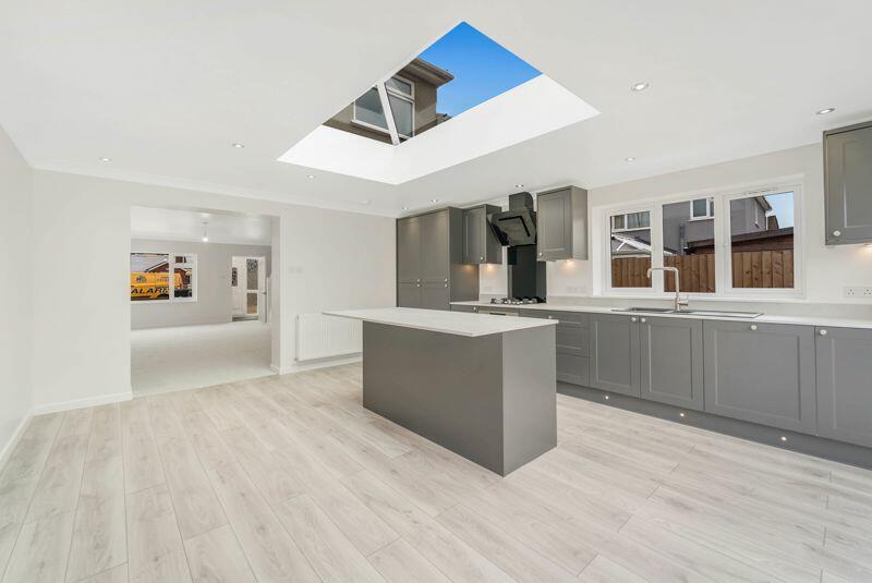Additional image 3 of Eskdale Close, Milton - HIGH STANDARD