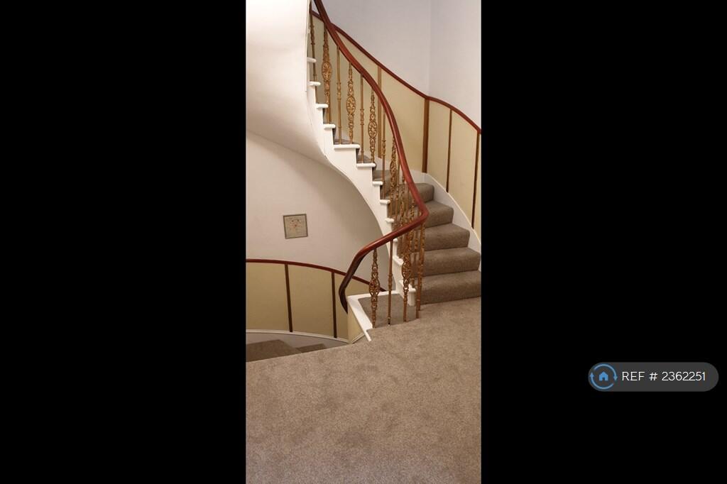 Additional image 3 of Clifton Road, Aberdeen, AB24