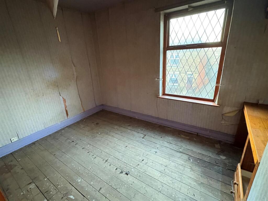 Additional image 7 of Booth Street, Cleckheaton