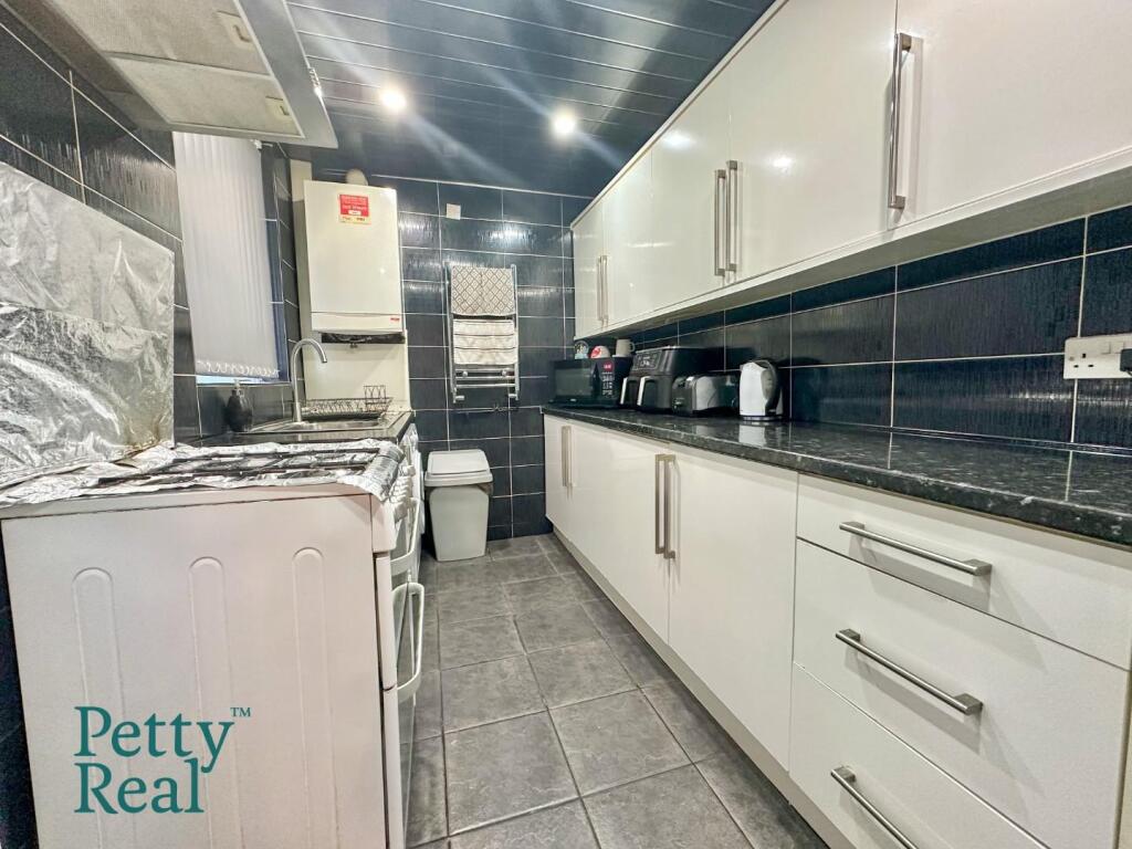 Additional image 5 of Percy Street, Nelson