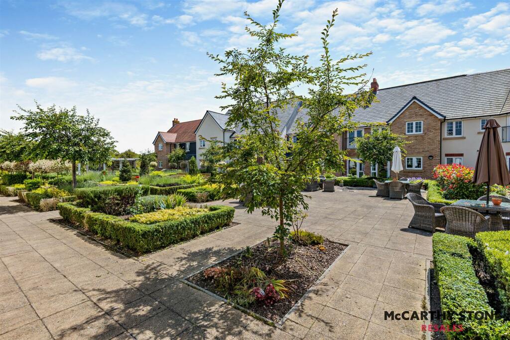 Additional image 30 of Roslyn Court, Lisle Lane, Ely, Cambridgeshire, CB7 4FA