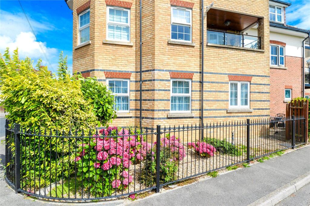 Additional image 13 of Jasmine Court, Whitefield Road, New Milton, Hampshire, BH25