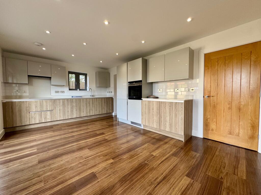 Additional image 2 of Petersfield, Stretham, Ely