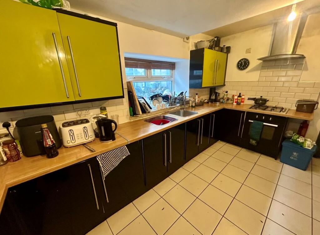 Additional image 4 of 150 Richmond Road, Cardiff, CF24 3BX