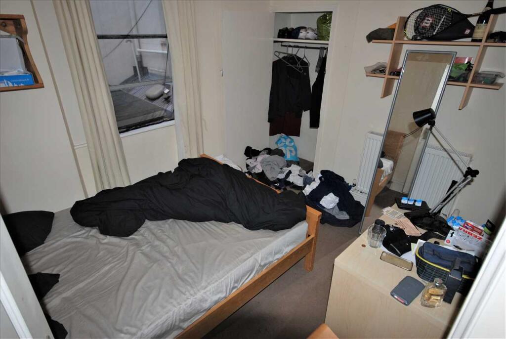 Additional image 3 of First Floor Flat The Mall