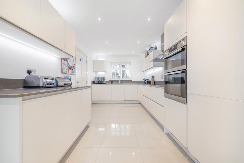 Additional image 23 of Eversleigh Place, Beckenham, BR3