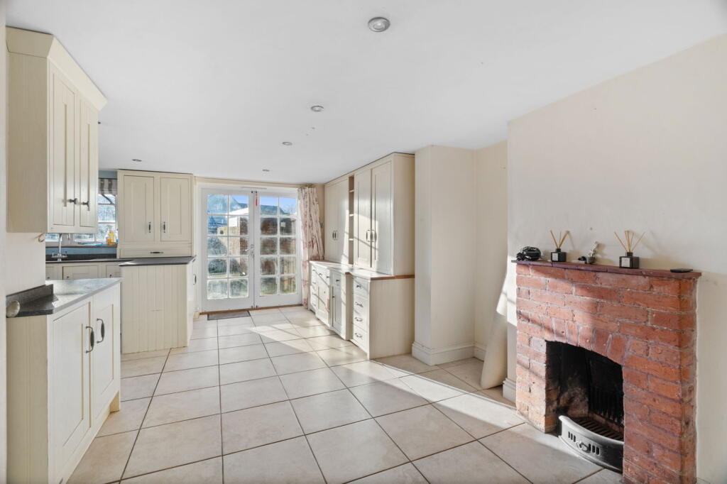 Additional image 4 of Carmel Street, Saffron Walden