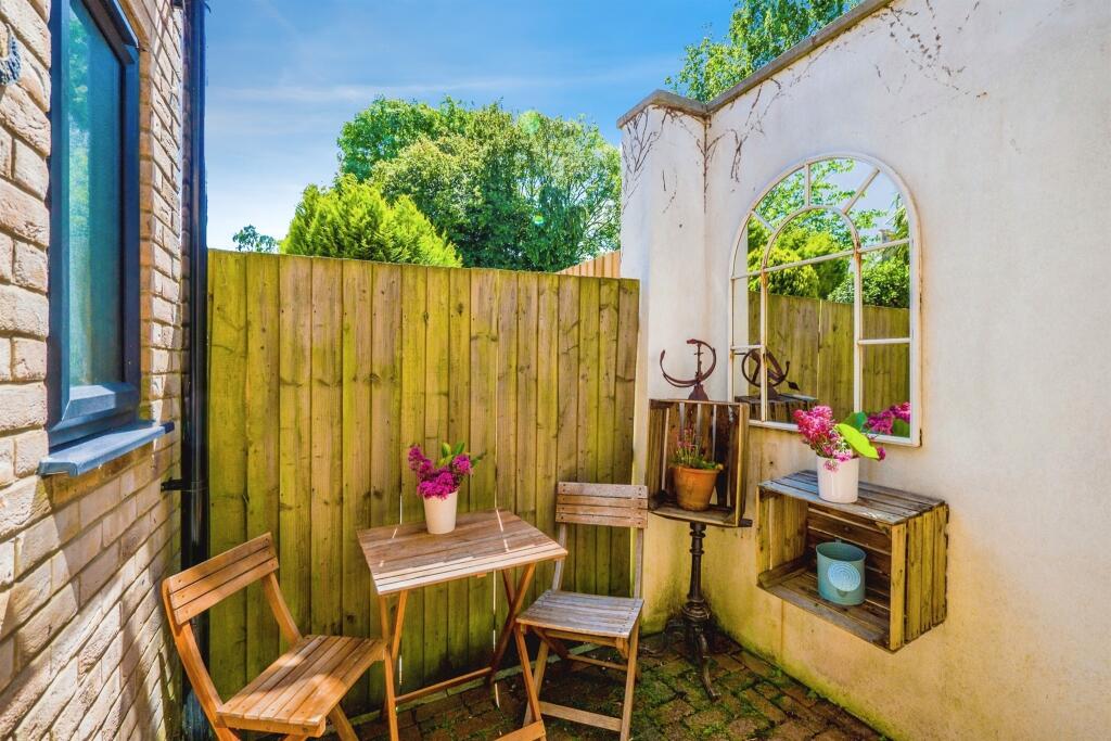 Additional image 15 of Sir Walter Mews, Cardiff