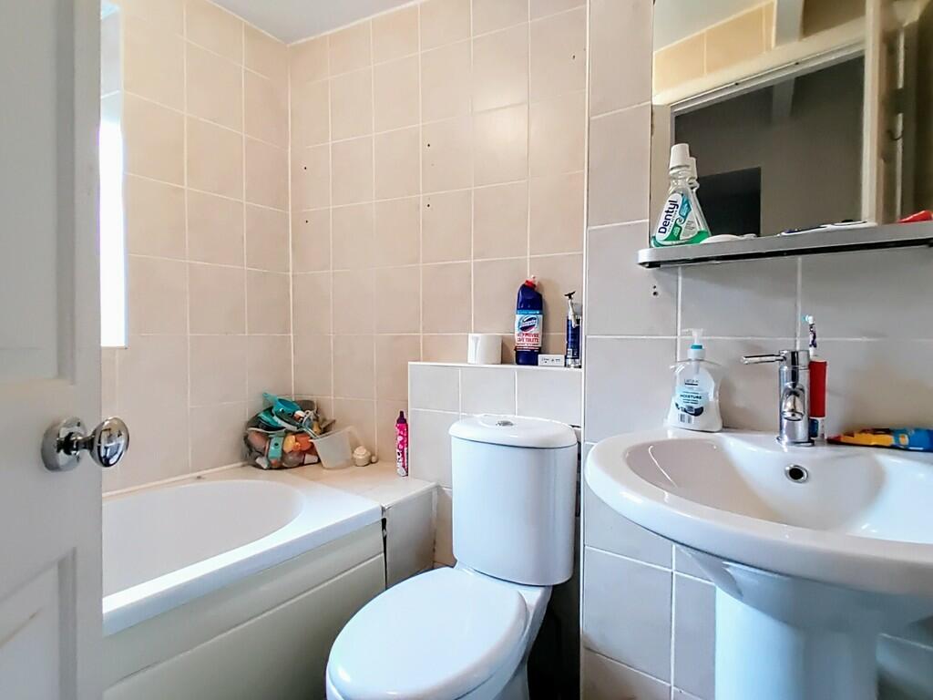 Additional image 9 of Green End, Clayton