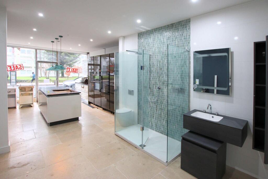 Additional image 11 of Masons Hill, Bromley, BR2