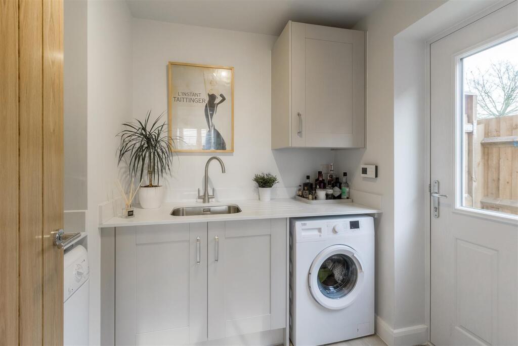 Additional image 12 of Wilson Close, Newton Regis, B79