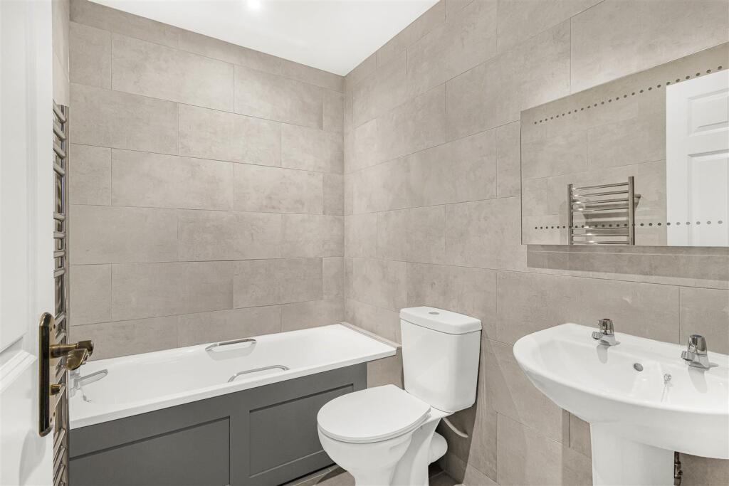 Additional image 6 of High Street, Newmarket