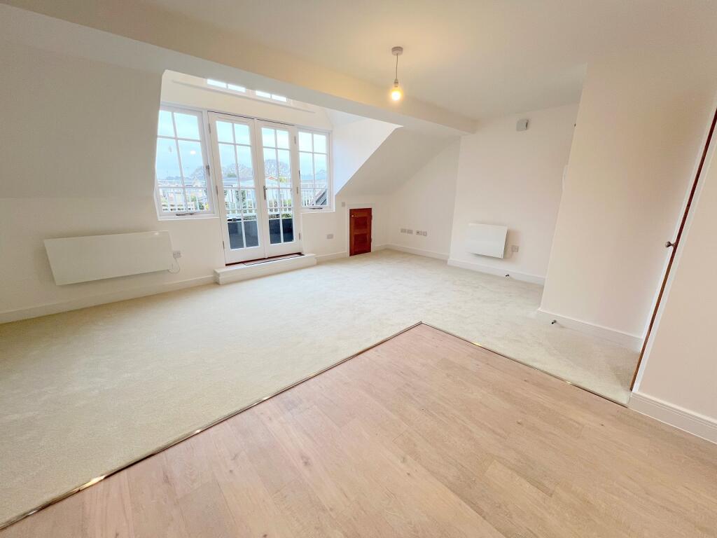 Additional image 10 of Milton Green, Christchurch Road, New Milton, Hampshire. BH25 6QG