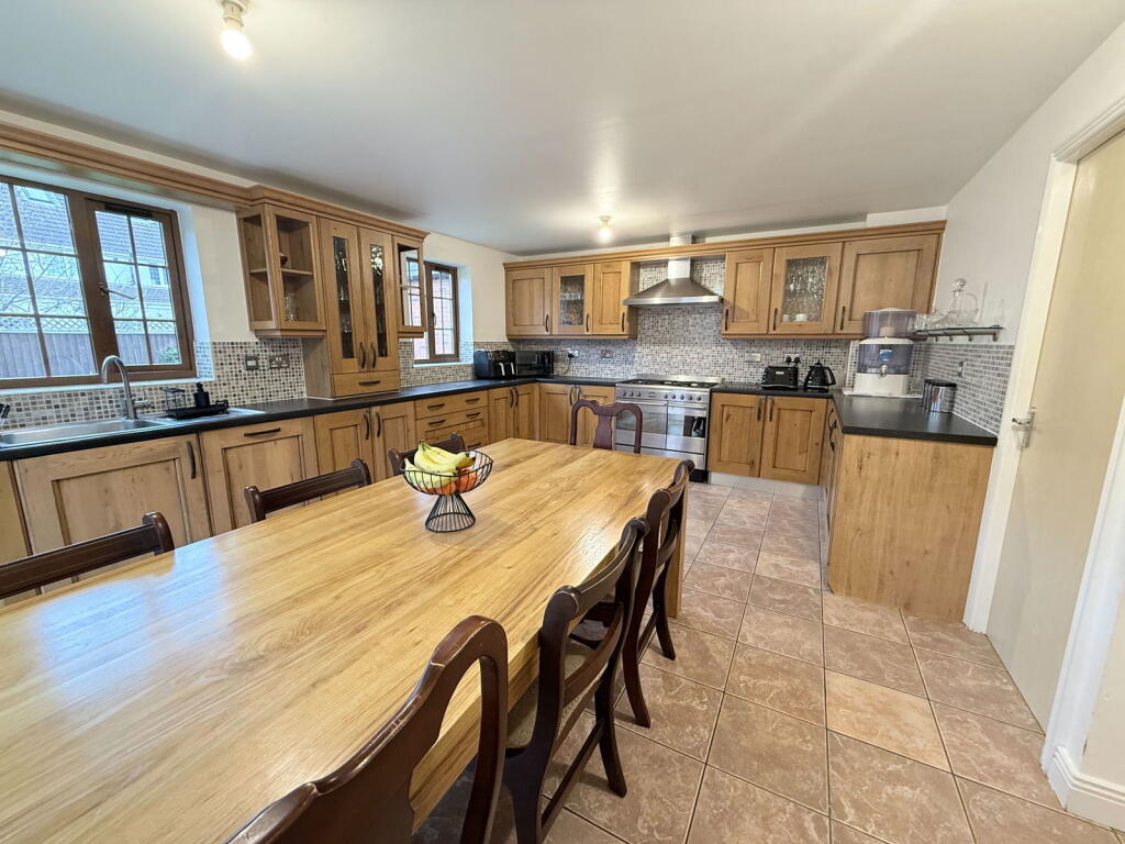 Additional image 3 of Sandy Hill Rise, Shirley