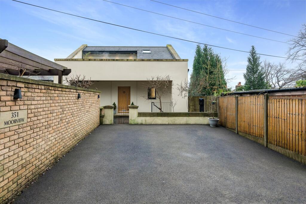 Additional image 58 of Moorview, Moss Bank Way, BL1 3LR – Stunning Home with Roof Terrace, Cinema Room & Outdoor Kitchen