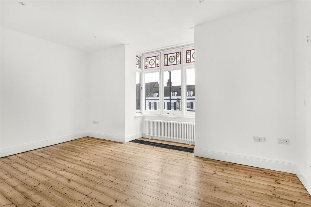 Additional image 5 of High Street, Newmarket