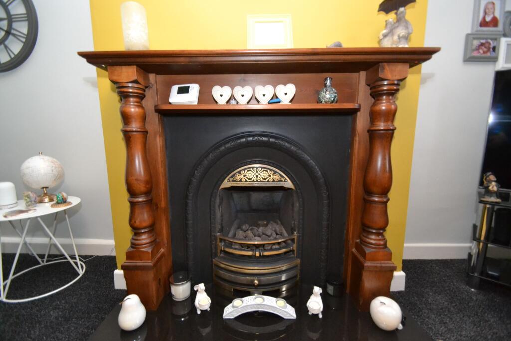 Additional image 3 of Brackendale, Thackley,
