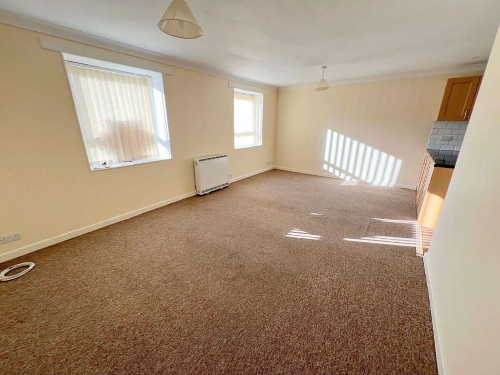 Additional image 4 of Ferndale Road, New Milton, Hampshire. BH25 5EY