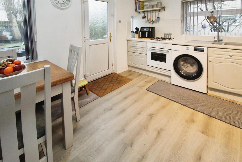 Additional image 4 of Carr Bottom Road, Bradford, BD5 9AH