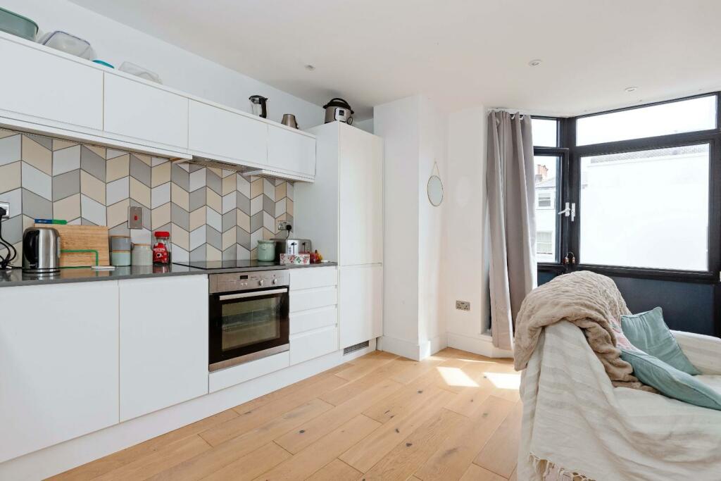 Additional image 4 of Russell Mews, Brighton