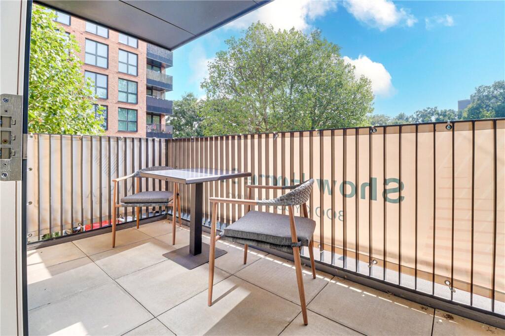 Additional image 4 of Newtown House, Town Centre, Hatfield, Hertfordshire, AL10