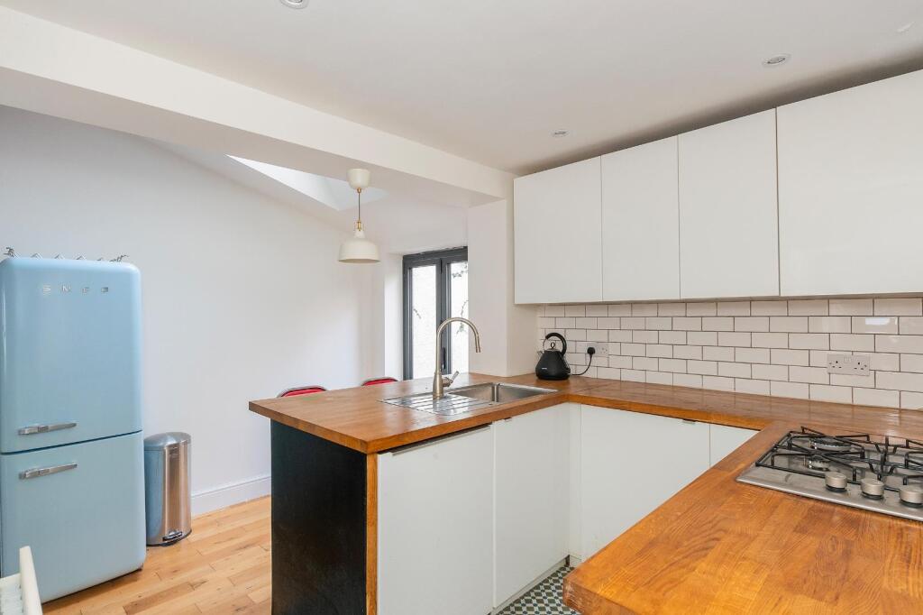 Additional image 7 of Merrywood Road, Southville