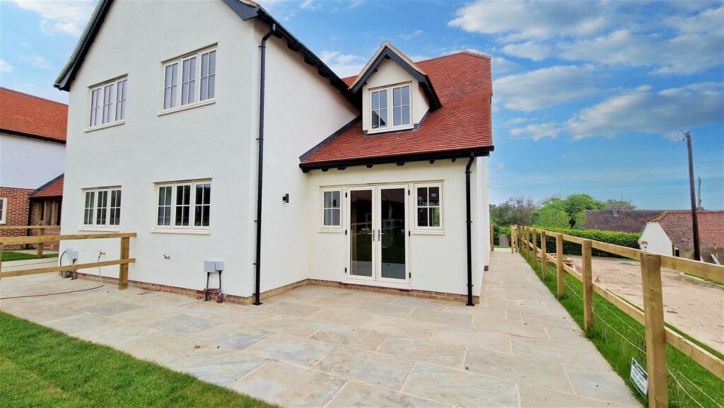 Additional image 4 of Wood Hall, Arkesden, Saffron Walden, Essex, CB11 4HA