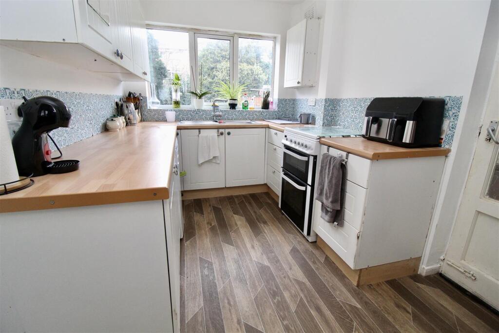 Additional image 5 of Southfield Avenue, Castle Bromwich, Birmingham