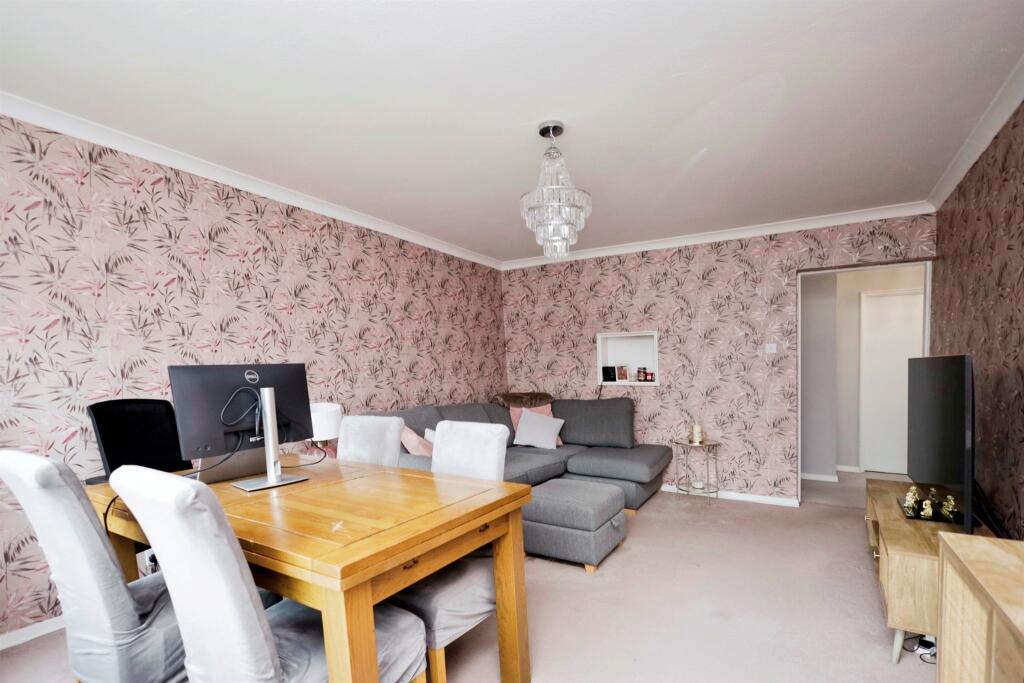 Additional image 19 of Selwyn Road, Eastbourne