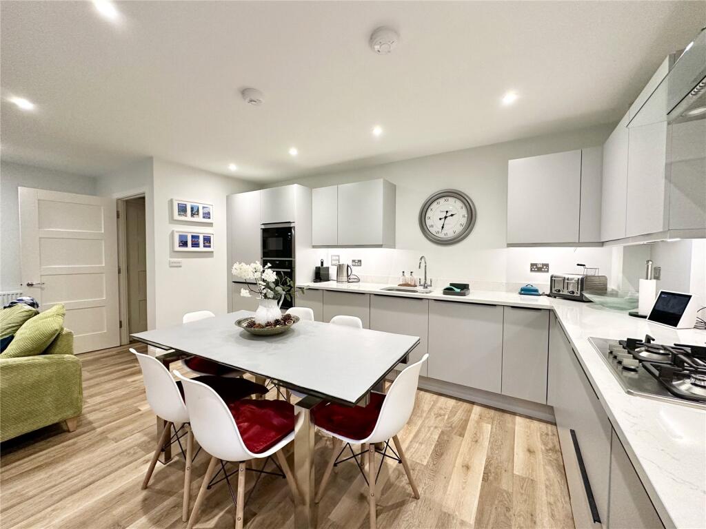 Additional image 8 of Lymington Road, Highcliffe On Sea, Christchurch, Dorset, BH23