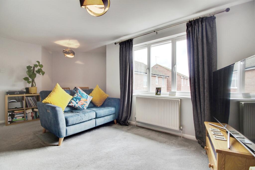 Additional image 3 of Heathcroft, Welwyn Garden City