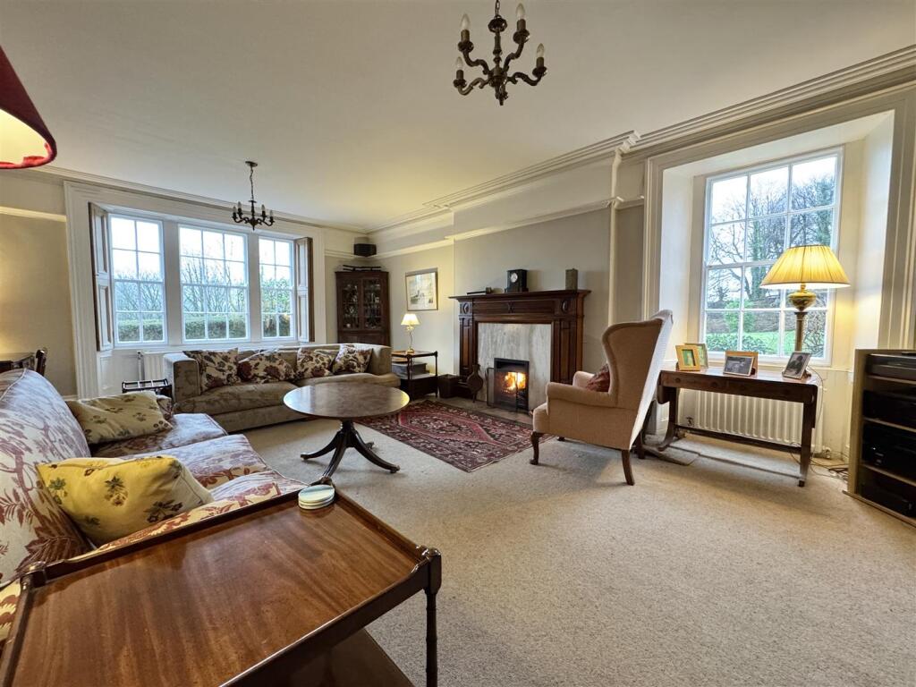 Additional image 4 of Woodend